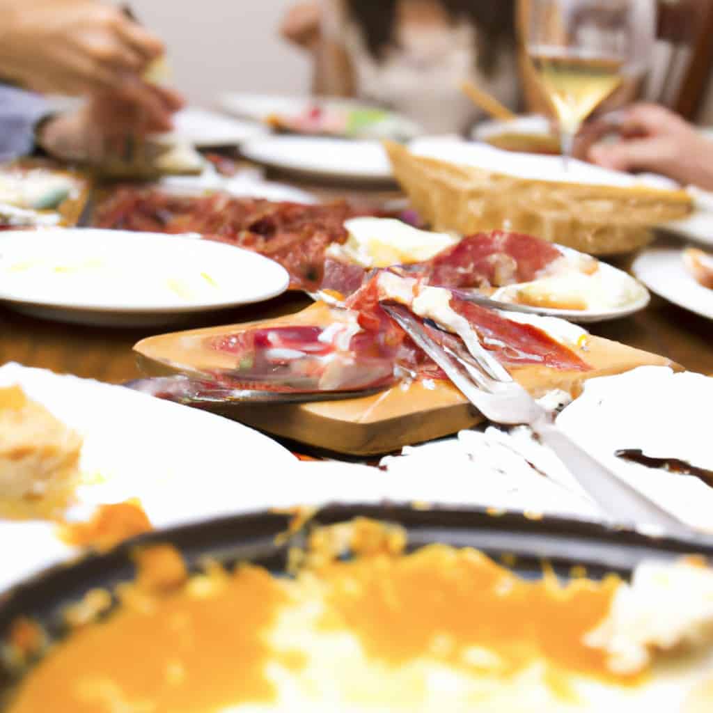 El significado detrás de soñar con gente comiendo en una mesa: interpretación y posibles mensajes del subconsciente